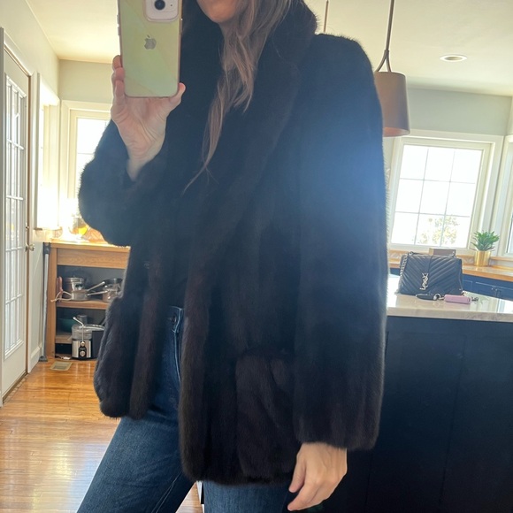 Vintage Chloe fur coat! Gorgeous and in excellent condition. - fits xs-medium - Picture 11 of 12